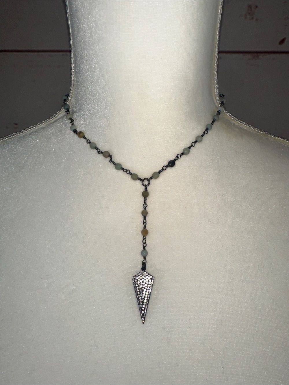 Delicate Beaded Lariat Necklace with Pave Arrow Pendant - Multicolor